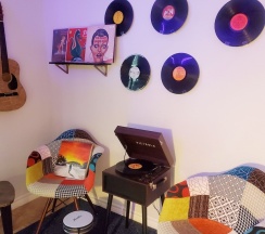 Коттедж в Austin Uncommon Room Rentals