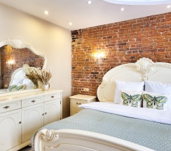 Апартаменты АЭЛИТА у Летнего Сада в Aelita apartments