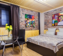 Апартаменты с двуспальной кроватью цокольный этаж в LeoHotels на 4-й Советской