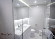 Номер Deluxe в Hope Land Hotel Sukhumvit 8