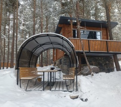 Коттедж с красивым видом из окна в Glamping_07
