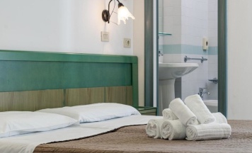 Трёхместный номер в Hotel Esedra
