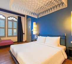 Двухместный номер Deluxe двуспальная кровать в The Memory at On On Hotel