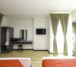 Люкс в Capital O 812 Hotel SMC Seksyen 13