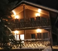 Номер-студия с односпальными кроватями и диван-кровать с гардеробной в Дом мечты