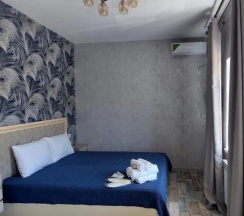 Двухместный номер Standard с видом на город двуспальная кровать в Кунак