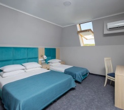 Standard  Triple Mansard в Мореми