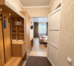 Номер стандарт с 2 односпальными кроватями в Long House