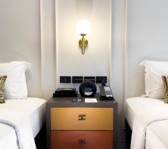 Двухместный номер Deluxe 2 отдельные кровати в A-One Bangkok Hotel