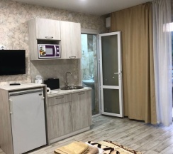 Четырёхместная студия с балконом в Атлант