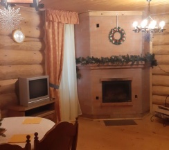 Семейный коттедж с балконом в Можжевеловый бор