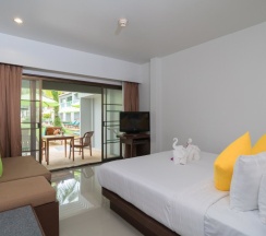 Номер Deluxe с видом на сад в The Briza Beach Resort Khaolak