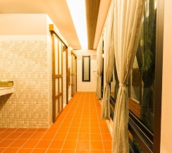 Семейный коттедж с 2 комнатами с балконом в Kata Tranquil Villa