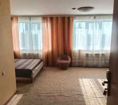 Двухместный люкс двуспальная кровать в Центральная