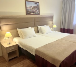 Номер Comfort с 2 комнатами с балконом и с панорамным видом в Старт