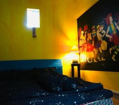 Двухместный номер Standard с видом на сад двуспальная кровать в Saigonese Trekking House - Hostel