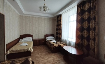 Трёхместный номер Standard в Караганда