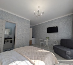 Трехместный Люкс на 3-м этаже с балконом и видом на море и горы в Агава