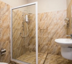 Трёхместный семейный номер Standard в Thanburi Resort