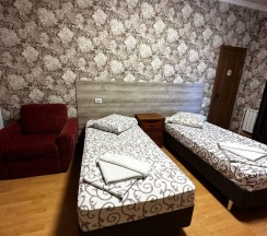 Номер стандарт с 2 односпальными кроватями в Дом туриста