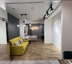Апартаменты люкс в Sky inn color