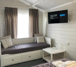 Коттедж с видом на парк в By the sea