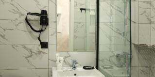 Жирновск: Гостевой дом Изумрудный лес