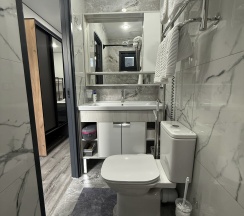 Двухместный номер с двуспальной кроватью в BoxHouse