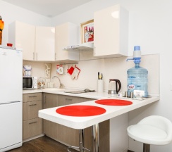 Номер комфорт с 1 двуспальной кроватью в Домашний Уют в Radius Central House (Радиус Централ Хаус)