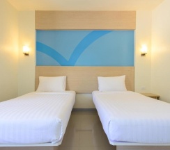 Двухместный номер Standard 2 отдельные кровати в Hop Inn Phuket Old Town