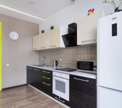 Апартаменты с балконом и с красивым видом из окна в Andora-apart