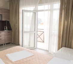 Апартамент Студия в Фаина