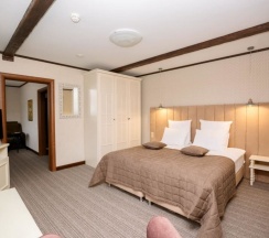 Двухместный полулюкс двуспальная кровать в Губернский