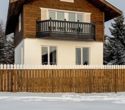 Дом охотника в Мариинские избы