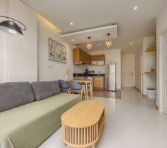 Семейные апартаменты с 2 комнатами с балконом в The Lago Apartments by Tropiclook
