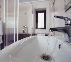 Люкс с балконом в Melissa