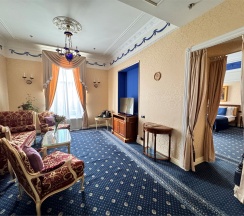 Двухкомнатный Люкс в Taleon Imperial Hotel