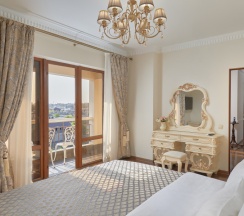 Royal Suite в Garuda Boutique Hotel