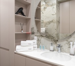 Квартира в Апартаменты на ул. Гагринская 3/8 (Линда), 95м²