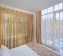 КОМФОРТ с холлом 3-местный. Новый номерной фонд в MaxxRoyal