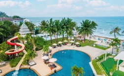 Номер Premium с балконом и с видом на океан в Отель Novotel Hua Hin Cha Am Beach Resort & Spa