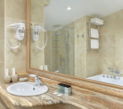 Royal Suite в Garuda Boutique Hotel