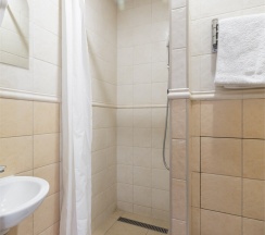 Улучшенный с двумя раздельными кроватями в Myhotel24 kristalin