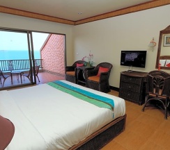 Номер Deluxe с видом на море в Samui Bayview Resort & Spa