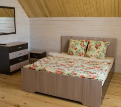 Коттедж с балконом в Подстепки house