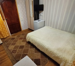 Двухместный номер Economy с видом на внутренний двор двуспальная кровать в Дом у моря