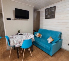 Коттедж в Champion House
