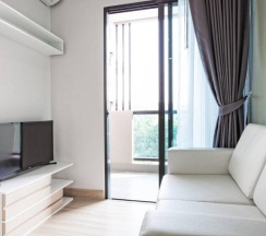 Двухместные апартаменты двуспальная кровать в Happy Place Condo