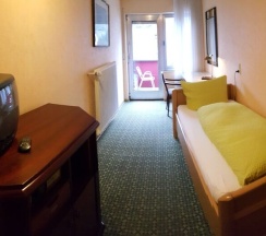 Одноместный номер Standard с балконом в Hotel Moselkern