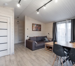 Коттедж с бассейном в Palasuomi